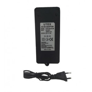 UTEX 3048SH-DM 12V 3А Блок питания в пластиковом корпусе (шнур вилка)