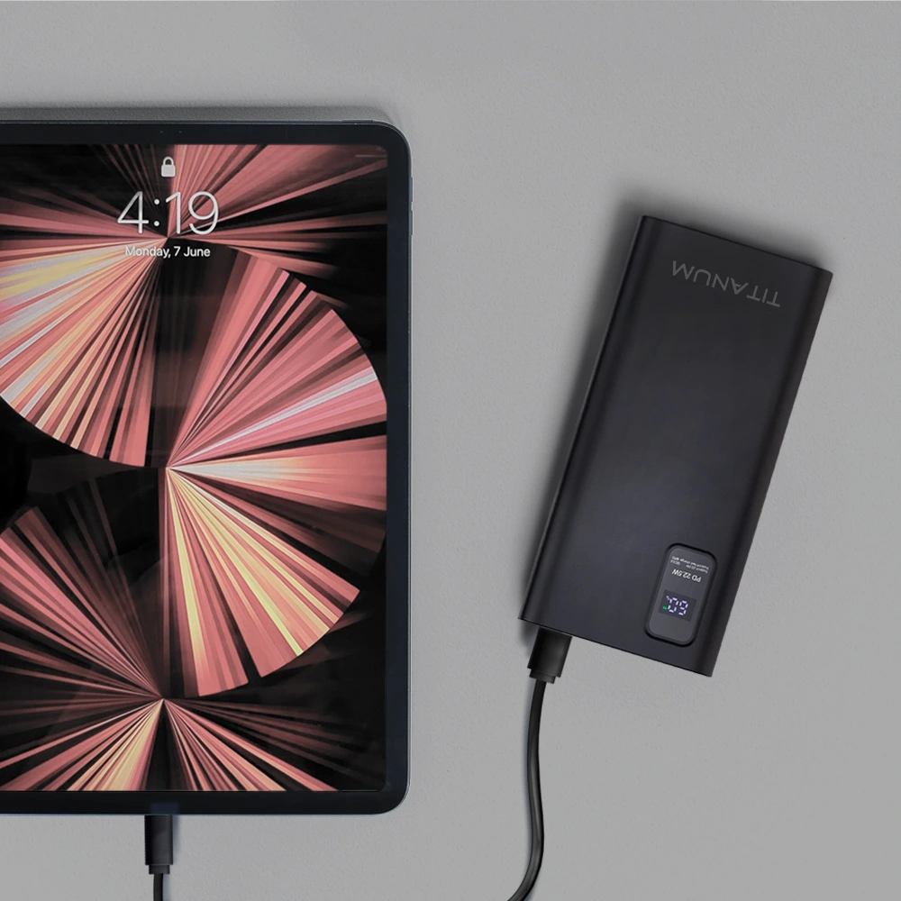 TITANUM 728S 30000mAh 22.5W Black Повербанк
